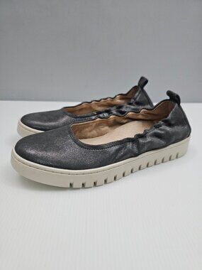 Vionic Uptown Ballet Flat Sneaker Women 9 Metallic Silver Leather Slip On Loafer